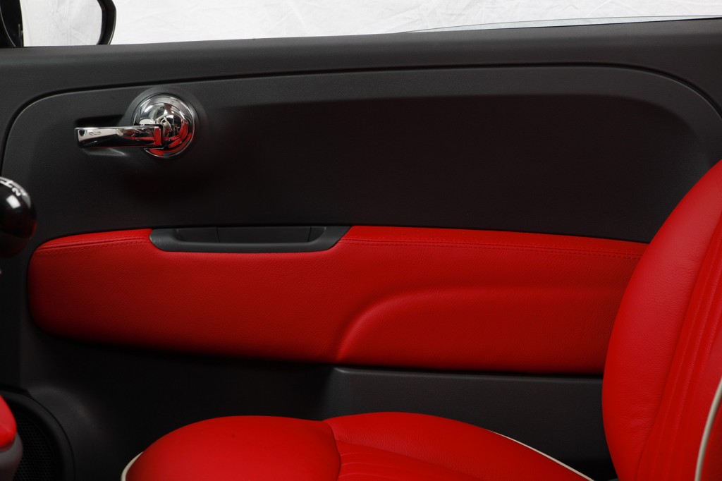 Porte avant cuir rouge Fiat 500